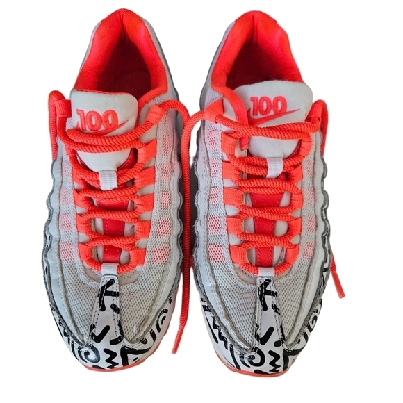 Nike Air Max 95 QS GS White/Black Bright Crimson Sz 4.5 - Picture 1 of 7